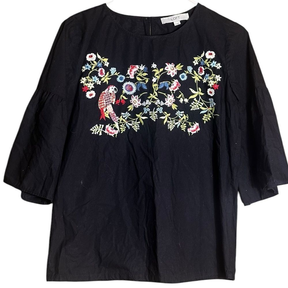 Loft Embroidered Bell Sleeve Floral Parrot Blouse Size XS - Picture 7 of 7
